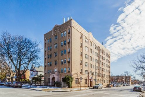 Crestwood Apartments