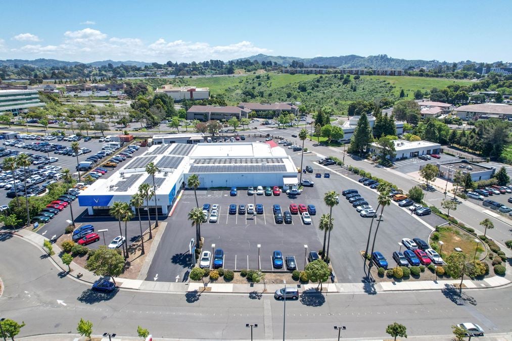 3230 Auto Plaza