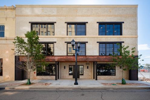 905 S Polk