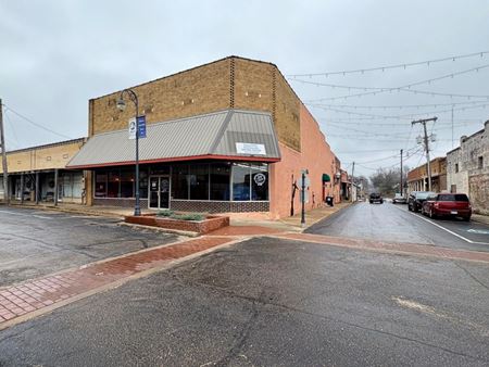 Unassigned space for Sale at 102 West Everett in Pocahontas