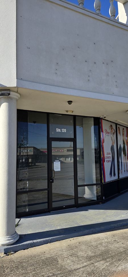 Retail space for Rent at 1502 Shaver St. in Pasadena