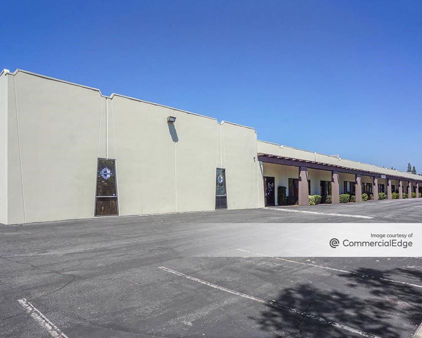 Covina Boulevard Industrial Park - 551 West Covina Blvd