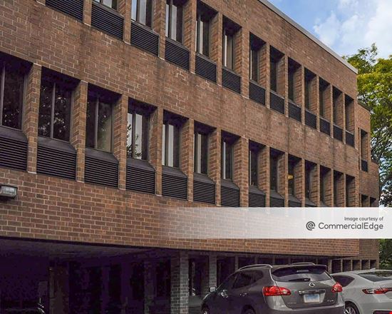 Eight & Nine Greenwich Office Park