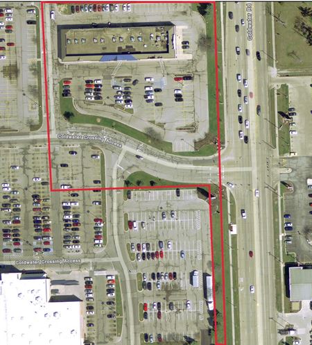 1,800 SF Available in Coldwater Crossing - Fort Wayne