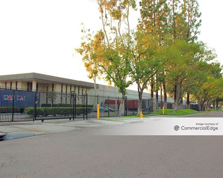 Commercial space for Rent at 15927 Distribution Way in Cerritos