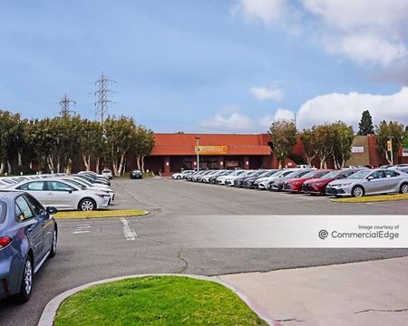 Commercial space for Rent at 1485 North Tustin Avenue in Orange