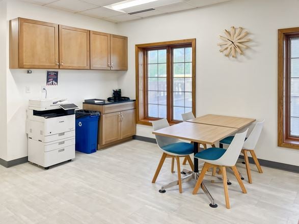 HQ - Naperville - South Washington St
