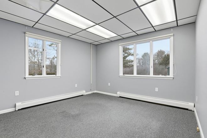 Well Located Commercial Suite for Lease in Methuen, MA
