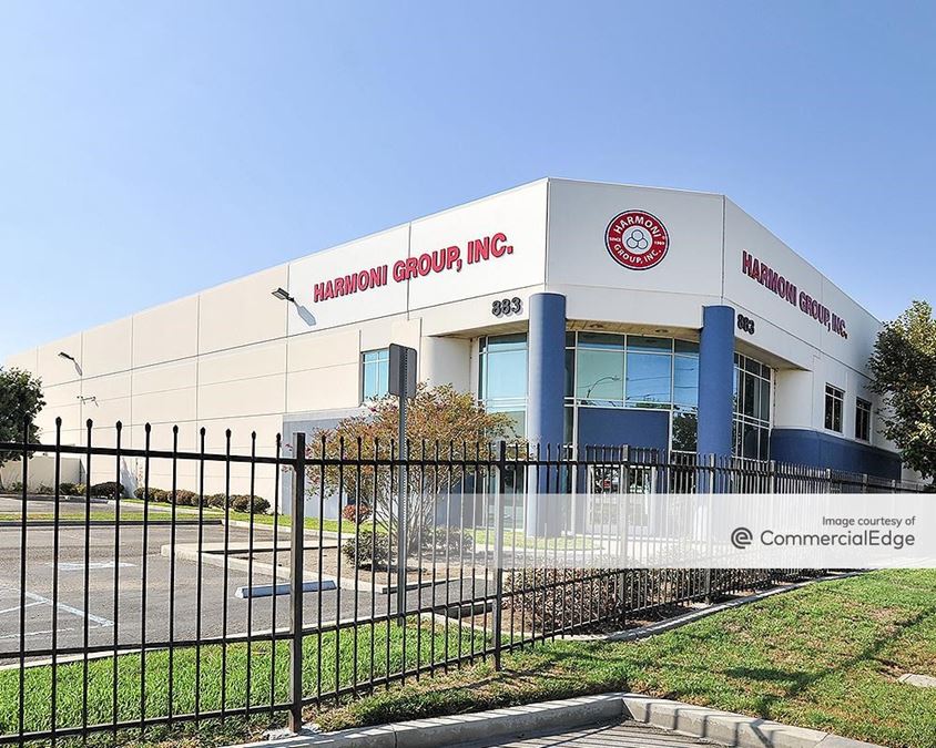 Industry Distribution Center 1 & 3 877 South Azusa Avenue