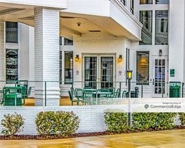 Iron Hill Corporate Center - White Wing