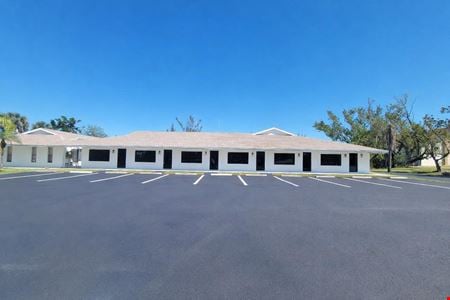 Office space for Sale at 16956 McGregor Blvd in Fort Myers