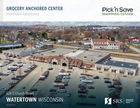Watertown, WI - Pick 'n Save Shopping Center