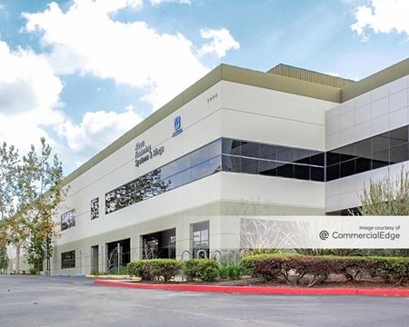 Photo of commercial space at 3990 Heritage Oak Court in Simi Valley