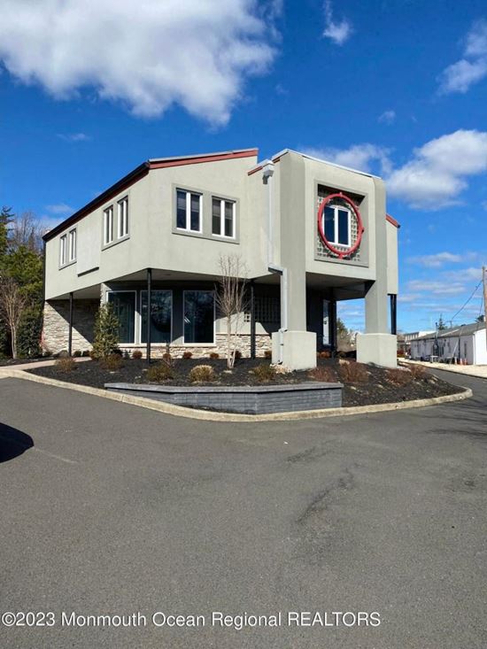 4 Lakeside Drive S. Forked River NJ 08731