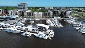 Premier Pier 33 Waterfront District - Downtown Wilmington, NC
