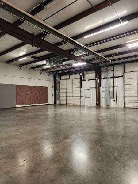 Industrial space for Rent at 7124 Southwest 29th Street in Oklahoma City