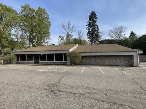 Shoreline Retail
