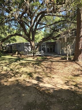 3159 Shamrock Street South