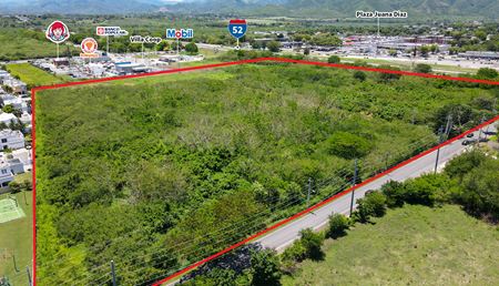 Photo of commercial space at PR-149 & PR-52 Juana Diaz in Juana Diaz