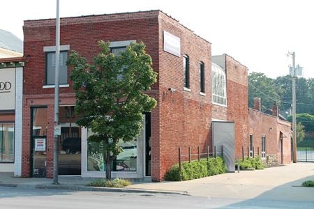 Photo of commercial space at 3017-19 Main Street in Kansas City