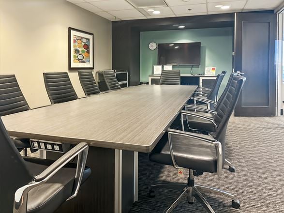 Regus - Calgary - TD Canada Trust