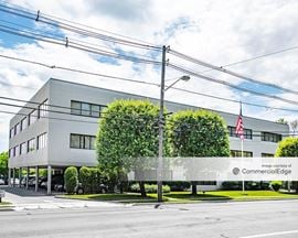 340 North Avenue East