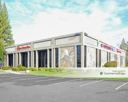Commercial space for Rent at 11395 Folsom Blvd in Rancho Cordova