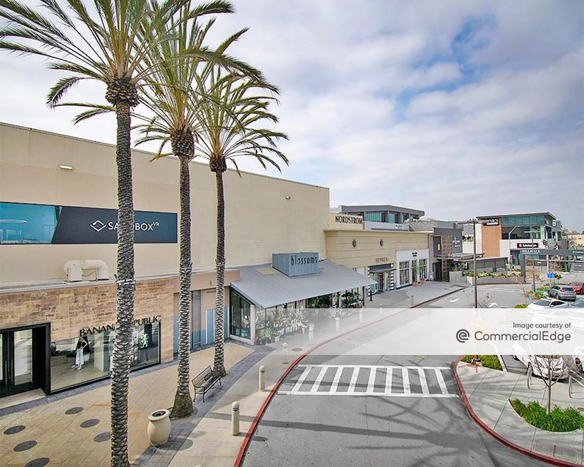 Hillsdale Shopping Center 60 31st Avenue, San Mateo, CA