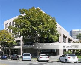 Carthay Campus - 6330 San Vicente