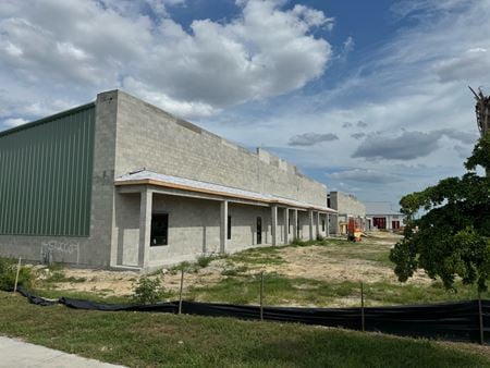 Industrial space for Rent at 669-677 Stonecrest Lane in Cape Coral