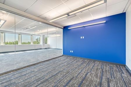 304      Space Photo Gallery 2