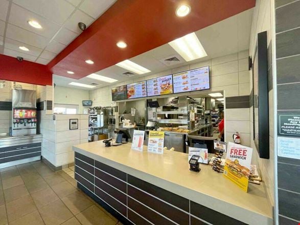 Former Hardees - 9940 Hwy 119