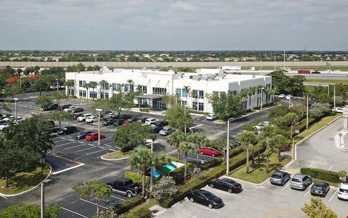 Office property in Pembroke Pines, FL
