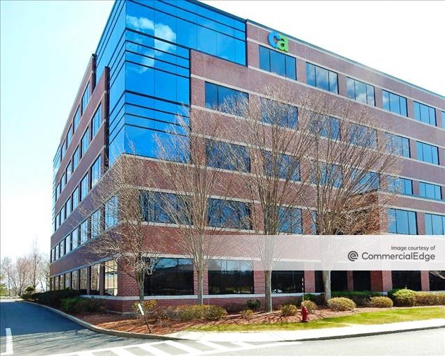 9/90 Corporate Center 100 Staples Drive 100 Staples Drive