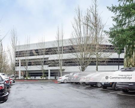 Commercial space for Rent at 4500 Kruse Way in Lake Oswego