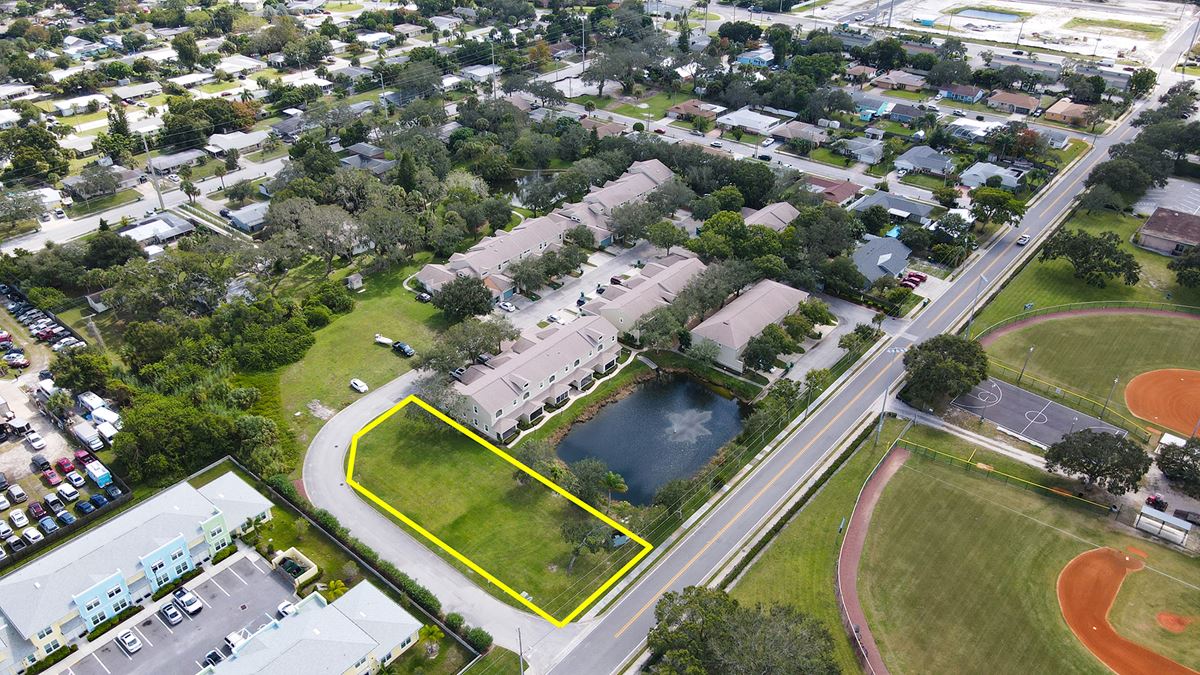 Mosswood Town Homes of Melbourne - 12 Undeveloped Lots
