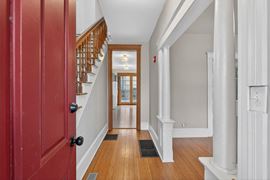 317 NE Sacramento St, Portland, OR 97212