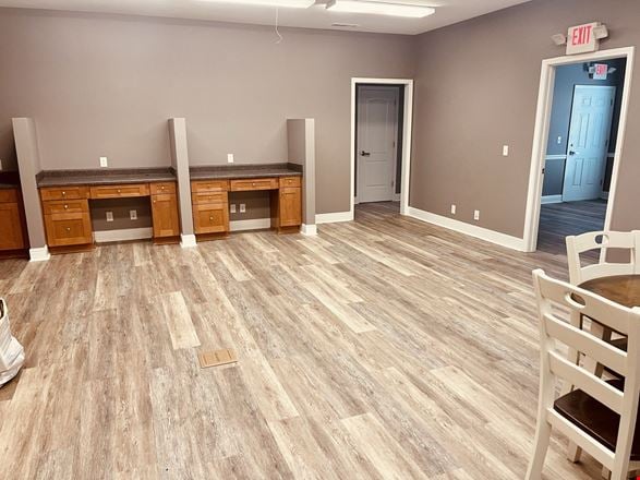 635 N Main St