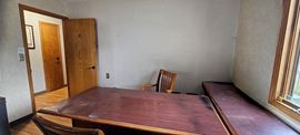 409 E 41st St
