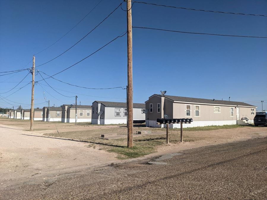 Texas Oil Country - Snyder, TX - Scurry County - MHC Mobile Home Park - 16 Units - Room for Approximately 8 More