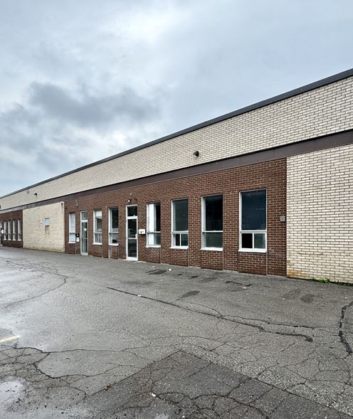 920 Caledonia Rd, Toronto, ON M6B 3Y1