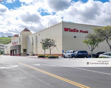 Retail space for Rent at 90 Rio Rancho Road in Pomona