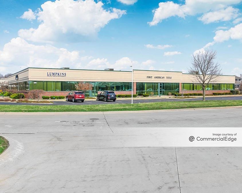 Newberryport Building & Renaissance Business Center
