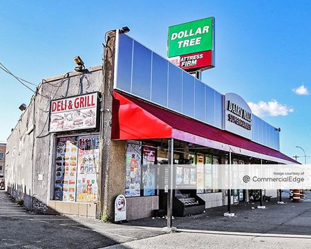 Retail space for Rent at 13720 Cross Bay Blvd in Ozone Park