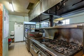 TURNKEY RESTAURANT OPPORTUNITY - THE THOMAS HOUSE