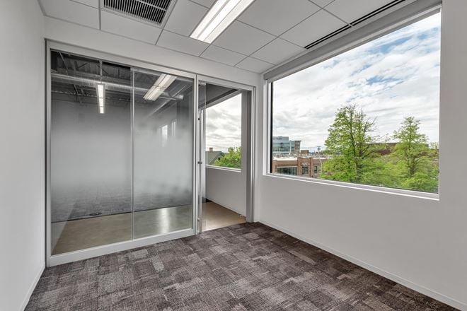 520 Ellicott Street