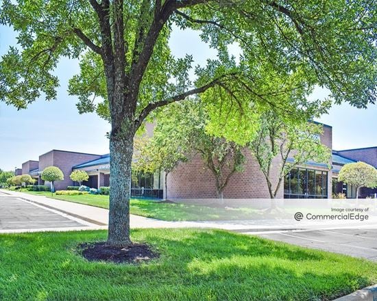 Kansas Commerce Center - 15303-15379 West 95th Street