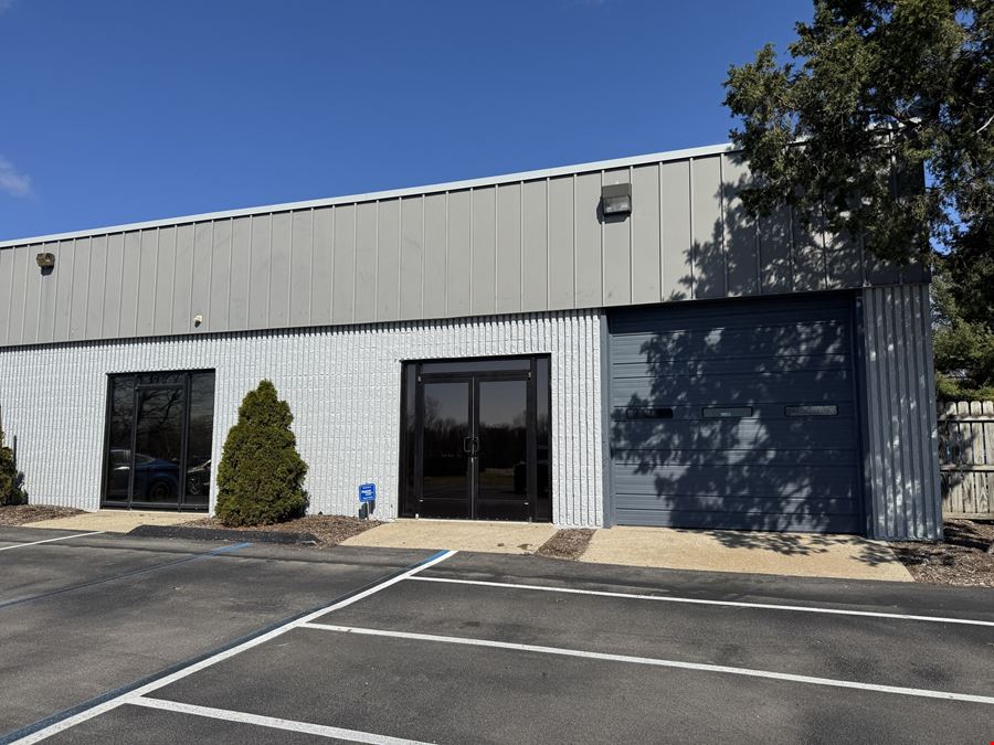Office | Flex | Lab w/ OH Door for Lease in Ann Arbor