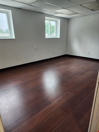 205 W Lincoln Ave