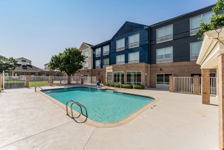 Photo of commercial space at 4400 North Freeway in Fort Worth